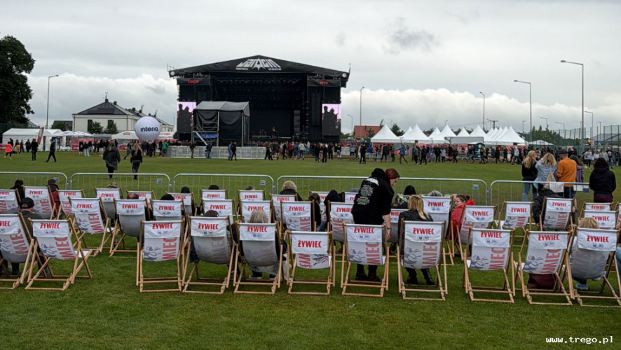 Zdjęcie z galerii posta: Festiwal w Jarocinie – legenda polskiego rocka, która trwa od 1970 roku - Kultura