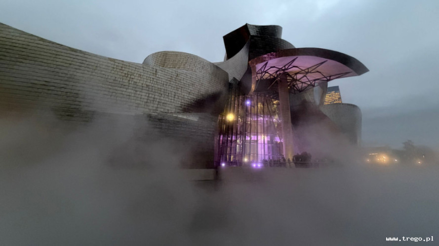 Zdjęcie z galerii posta: Muzeum Guggenheima w Bilbao – architektoniczne dzieło Franka Gehry’ego - Kultura