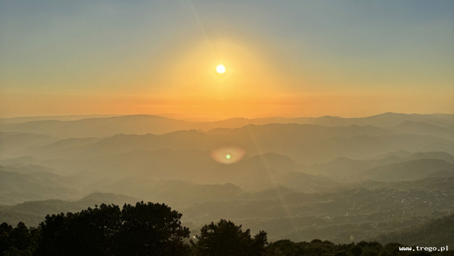 Zdjęcie z galerii posta: Dlaczego tak bardzo lubimy podróżować na wyspy? - Podróże