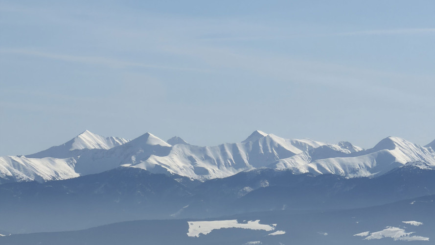 Od Śnieżki po Himalaje – dlaczego ciągle ciągnie nas w góry?